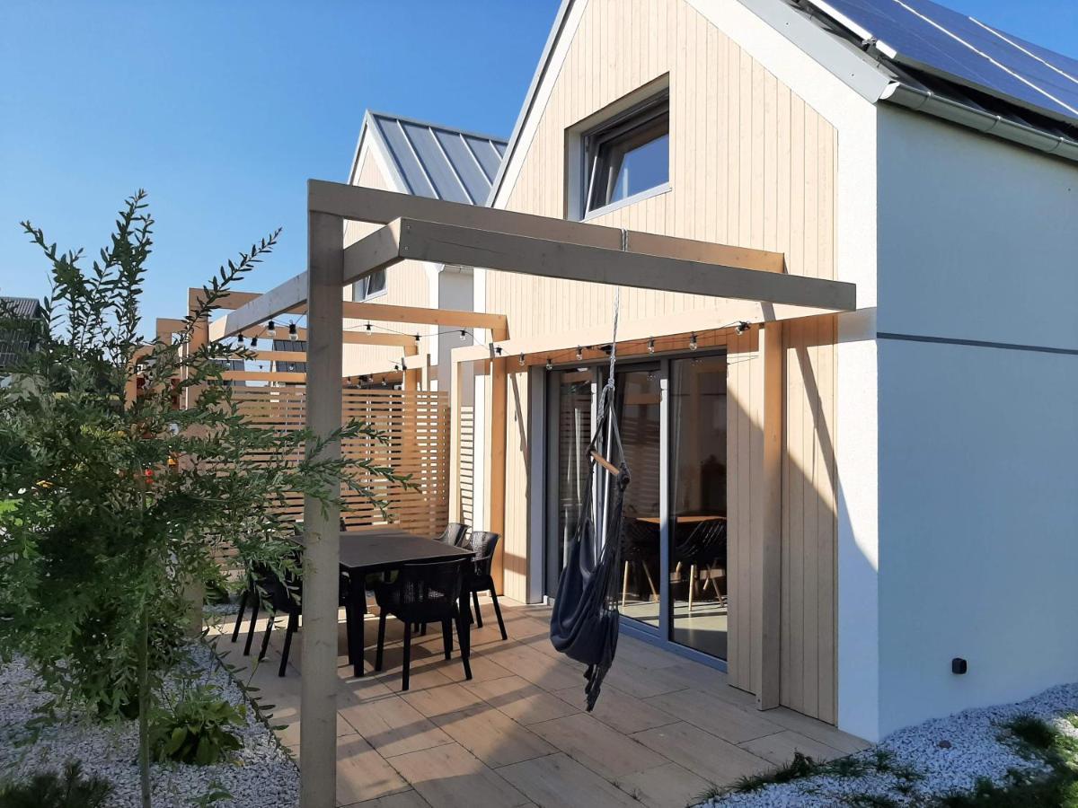 Wichrowe Domki Plus Wladyslawowo Exterior foto